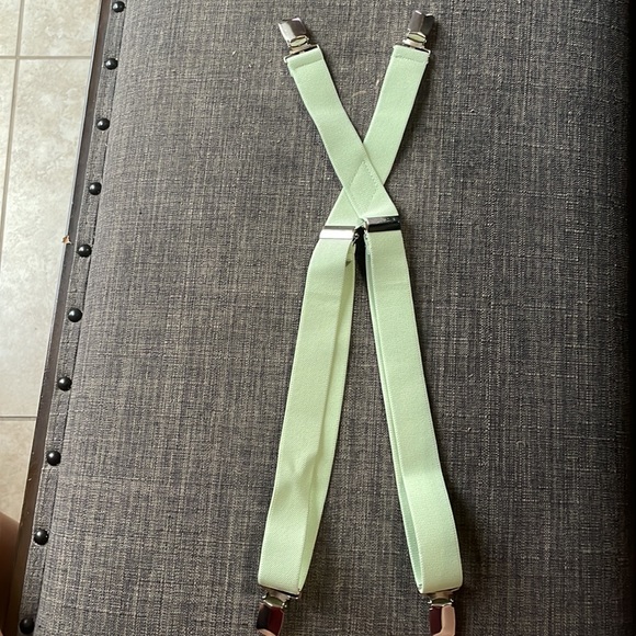 KIDS GREEN / CELERY BOWTIE & SUSPENDERS - Picture 6 of 8